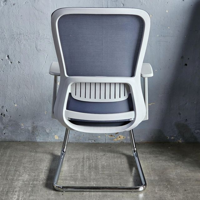 Ghế chân quỳ lưng lưới nệm bọc vải HOM1101-T03