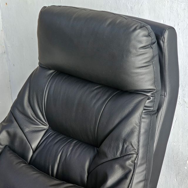 Ghế giám đốc da bò chỉnh điện ngả nằm chân nhôm GAK996