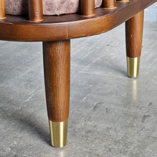 Ghế đôn sofa KBH GDSF013 với thiết kế hiện đại, sang trọng, phù hợp với mọi không gian nội thất.