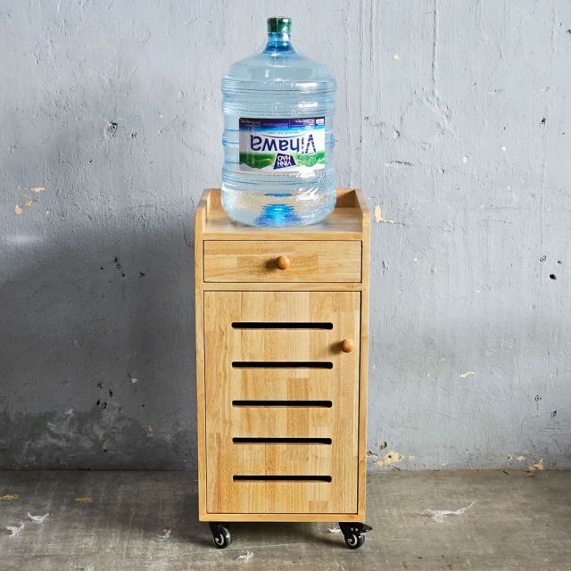 Tủ để bình nước di động 40x40x85cm gỗ cao su TDBN001