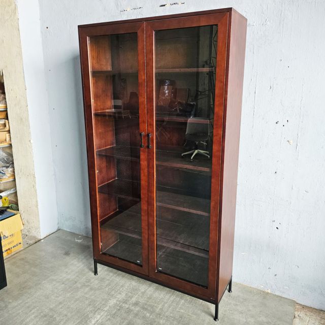 Tủ sách cửa kính 110x35x200cm gỗ cao su KS68353