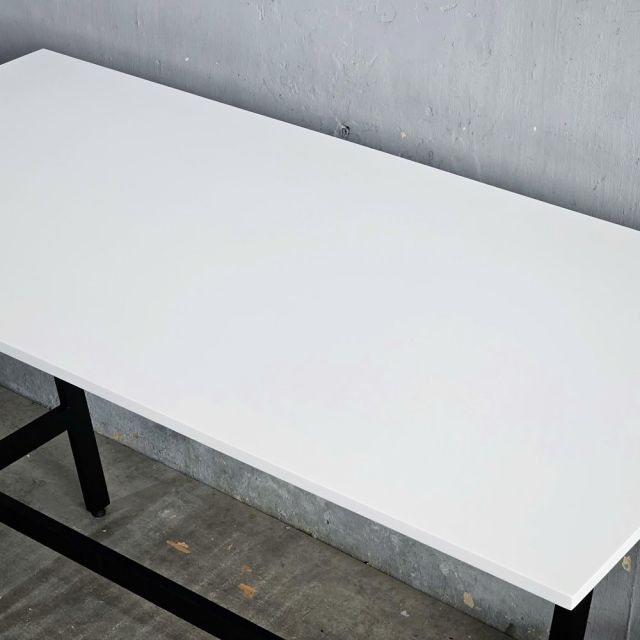 Bàn đứng 160x80x105cm gỗ cao su STD68050