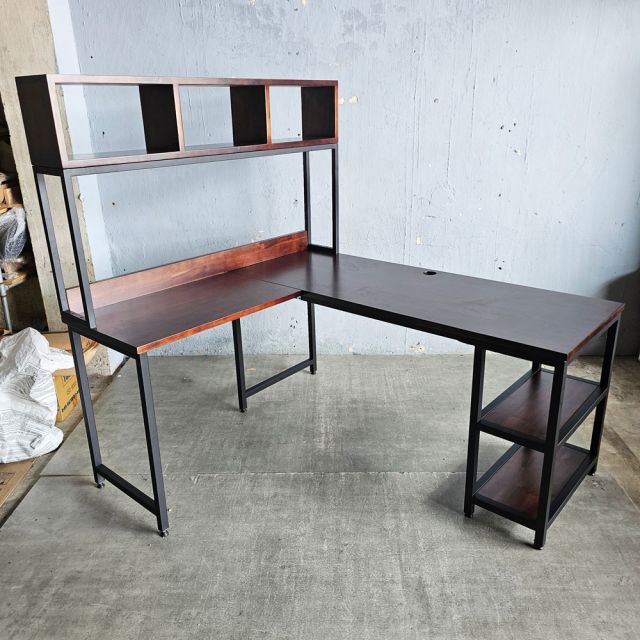 Bàn góc L liền kệ sách 160x140x158cm gỗ tràm FD68087