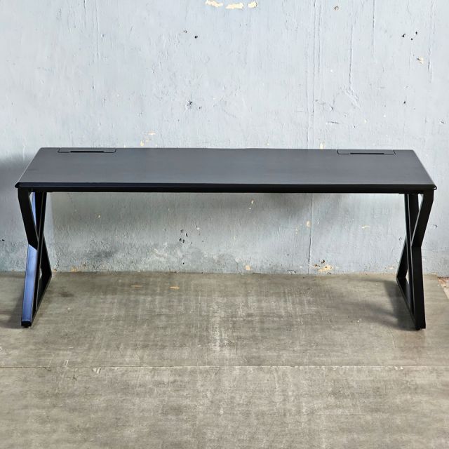 Bàn làm việc có hộp điện 200x70cm gỗ tràm ZD031