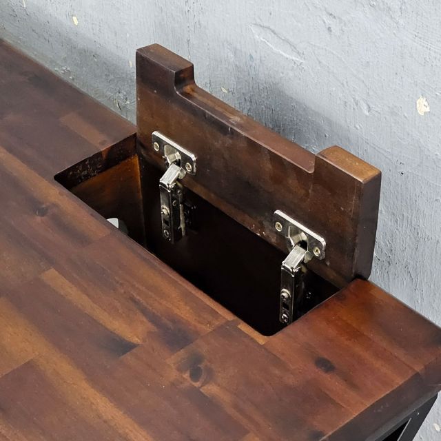 Bàn làm việc có hộp điện 180x80cm gỗ tràm ZD033