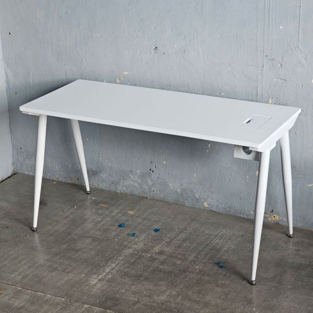 Bàn giám đốc có tủ 140x60cm gỗ cao su BGD68082