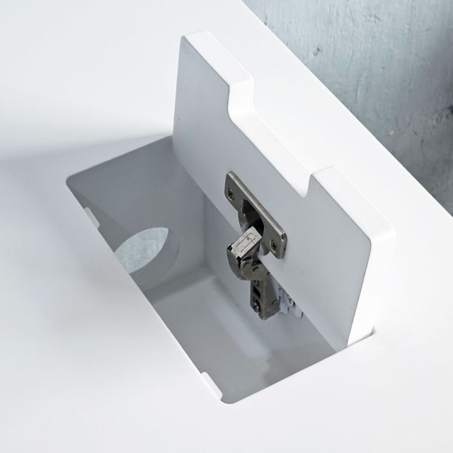 Bàn giám đốc có tủ 140x60cm gỗ cao su BGD68082