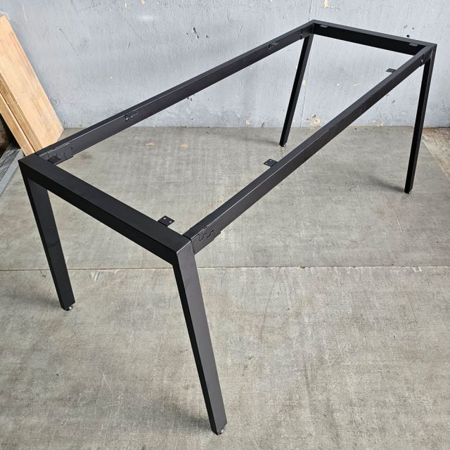 Kích thước Chân bàn sắt lắp ráp