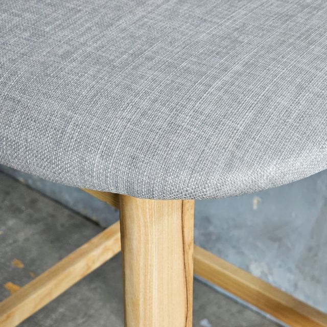 Ghế bar CH301 lưng lưới mây bọc vải gỗ Ash GBSK035