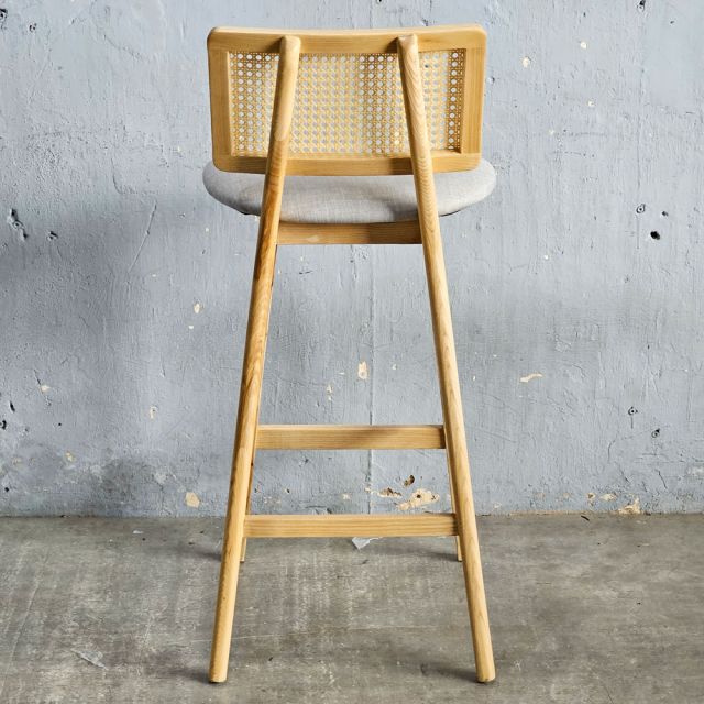 Ghế bar CH301 lưng lưới mây bọc vải gỗ Ash GBSK035
