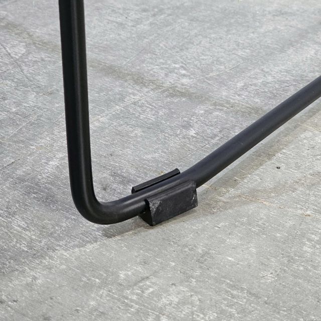 Ghế bar VERTI lưng nhựa chân sắt ST3031B