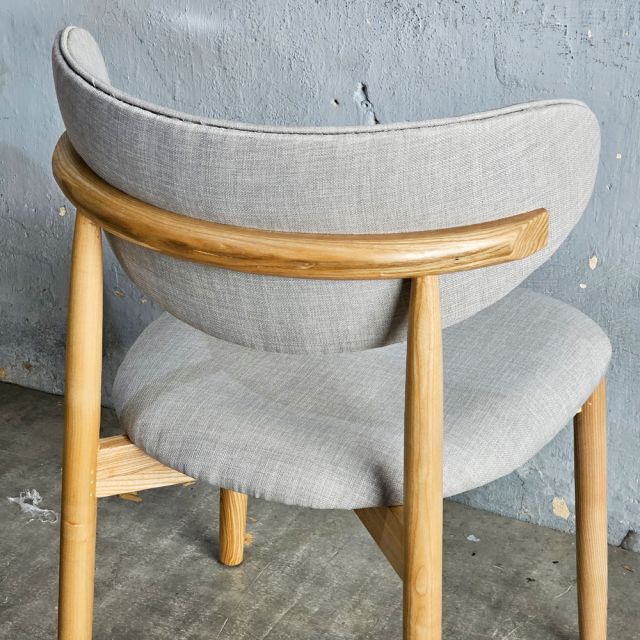 Ghế cafe Oleandro bọc vải gỗ Ash GSK059