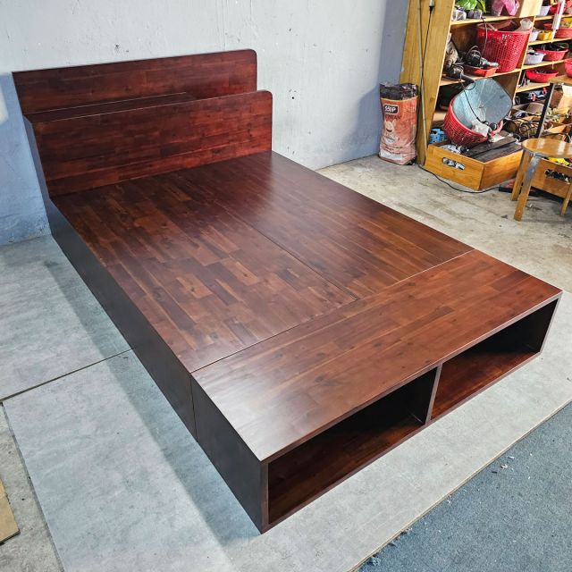 Giường ngủ 120x220x90cm gỗ tràm GN68057