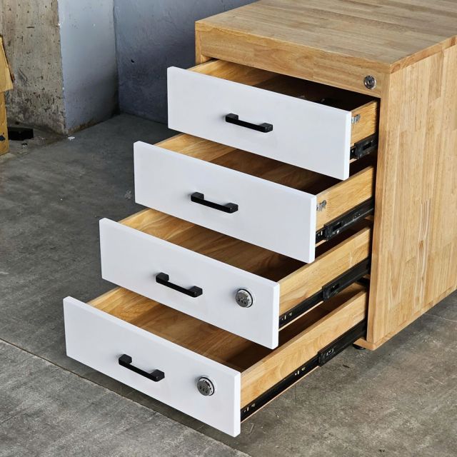 Tủ cá nhân 48x56x66cm gỗ cao su khung chân sắt KTB68244