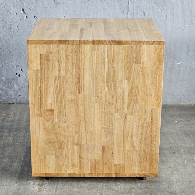 Tủ cá nhân 48x56x66cm gỗ cao su khung chân sắt KTB68244