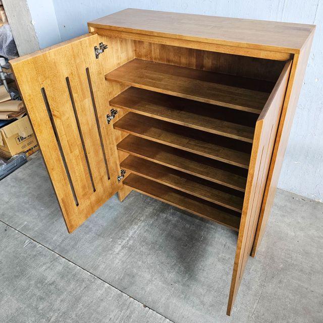 Tủ để giày dép 100x35x124cm gỗ cao su KG68108