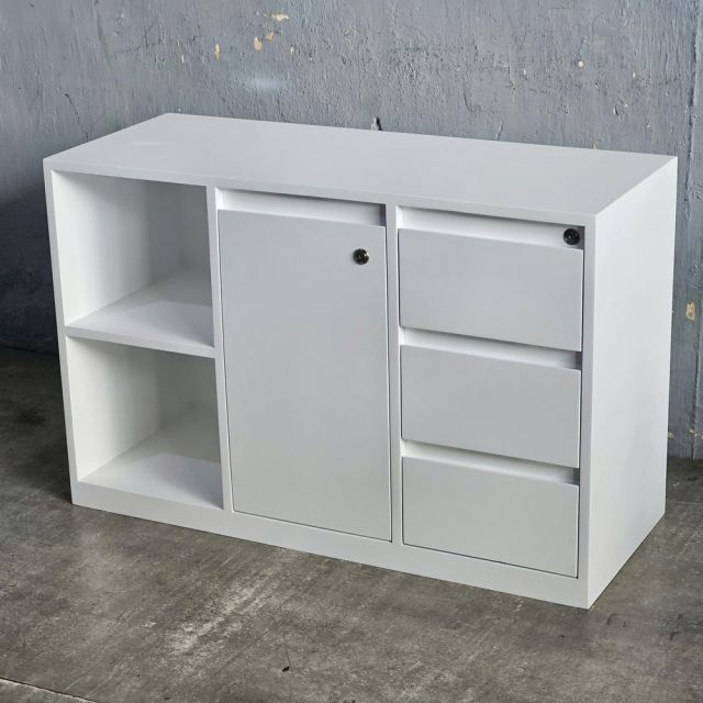 Bàn giám đốc có tủ 140x60cm gỗ cao su BGD68082