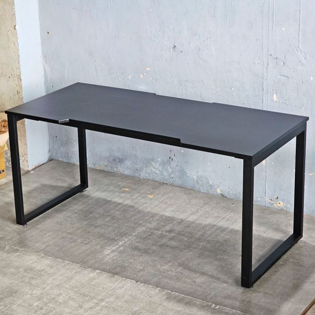 Bàn Gaming 160x70cm gỗ cao su GD68114