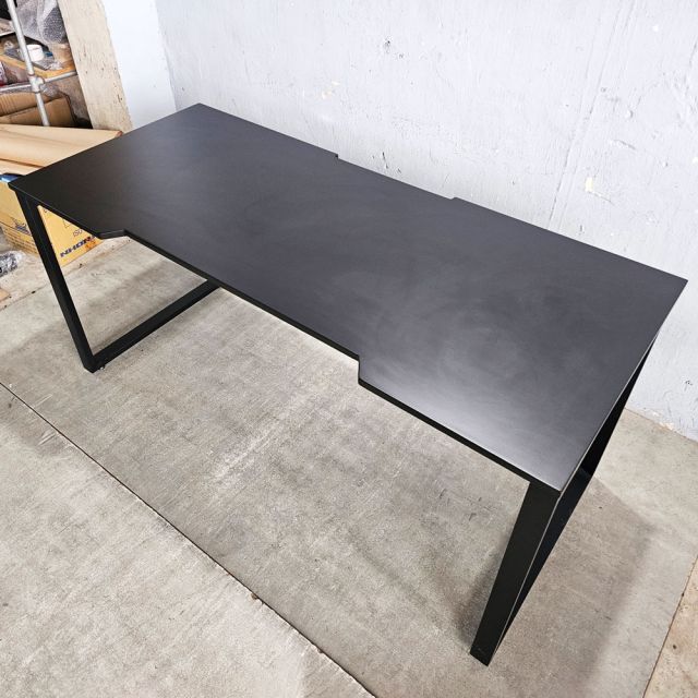 Bàn Gaming 160x70cm gỗ cao su GD68114