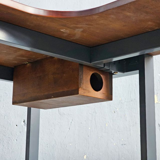 Bàn góc L có hộp điện 150x120cm gỗ cao su ZD034