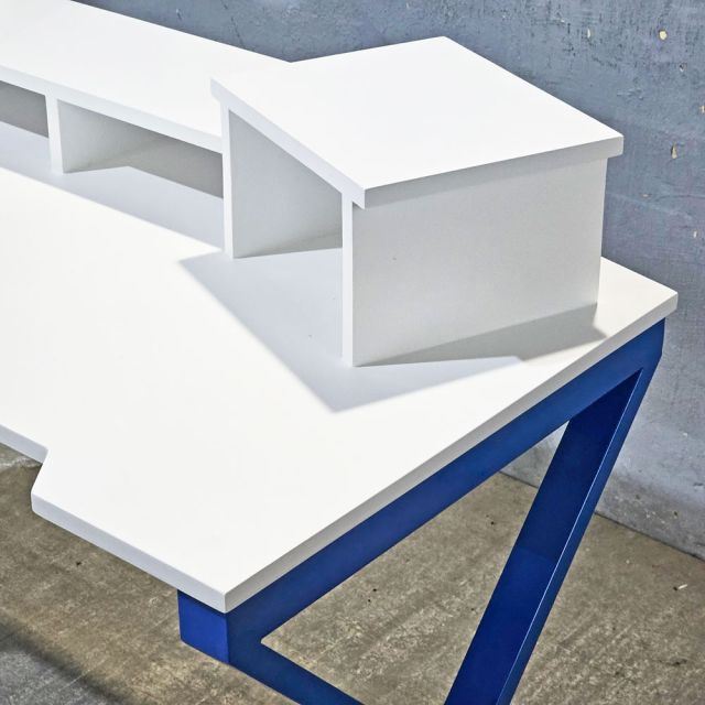 Bàn Studio 130x60cm gỗ cao su SD68035