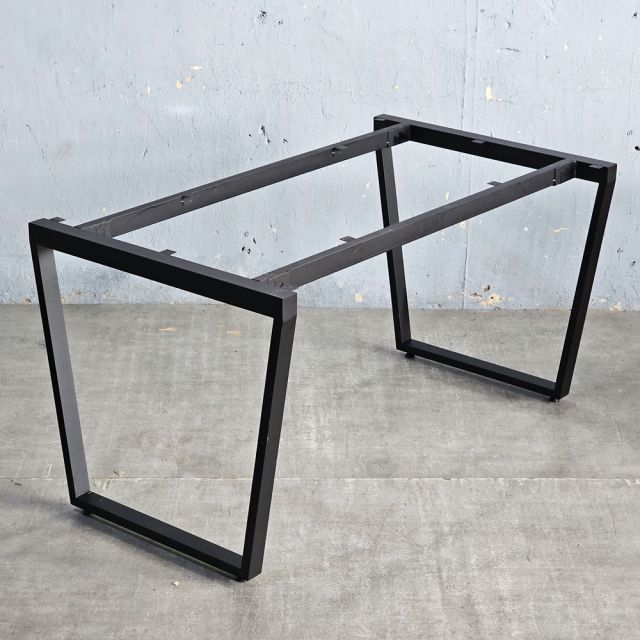 Chân bàn sắt hệ Trapez Concept 140x80 lắp ráp HCTC006