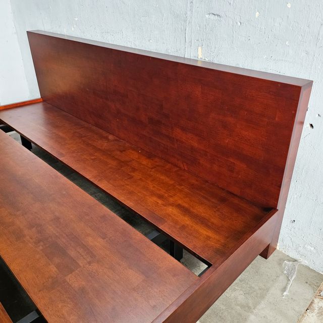 Giường ngủ gỗ cao su khung sắt lắp