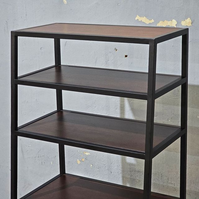 Kệ trang trí hình thang 60x45x150cm gỗ cao su KTT68052