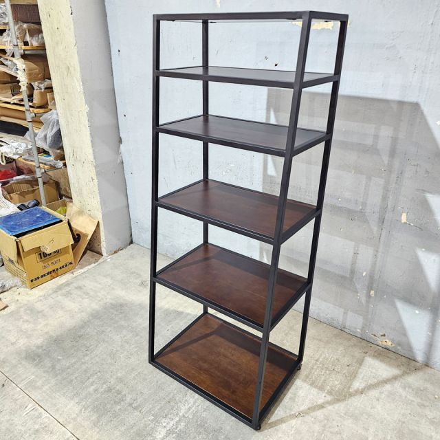 Kệ trang trí hình thang 60x45x150cm gỗ cao su KTT68052