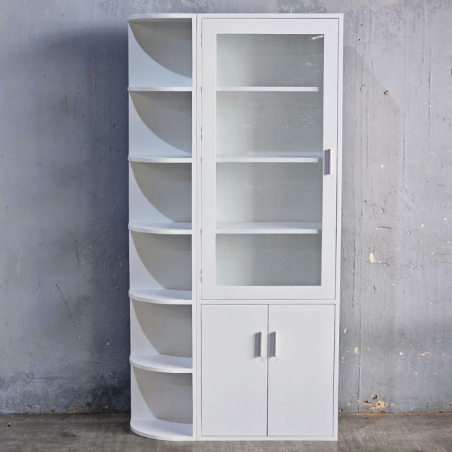 Kệ tủ góc tường cửa kính 90x30x180cm gỗ cao su KGT68054