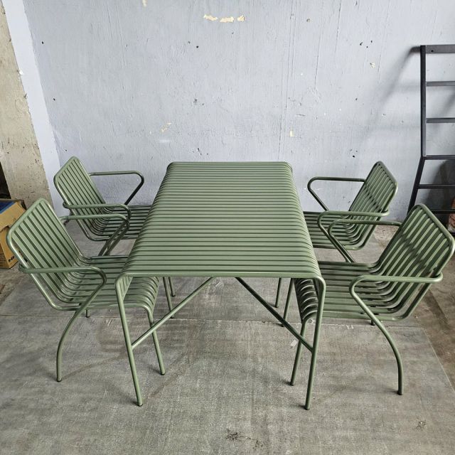 Bàn chữ nhật ngoài trời 120x80cm sắt sơn tĩnh điện BNT013