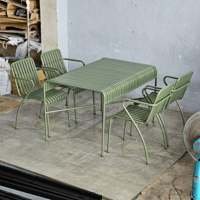 Bàn chữ nhật ngoài trời 120x80cm sắt sơn tĩnh điện BNT013