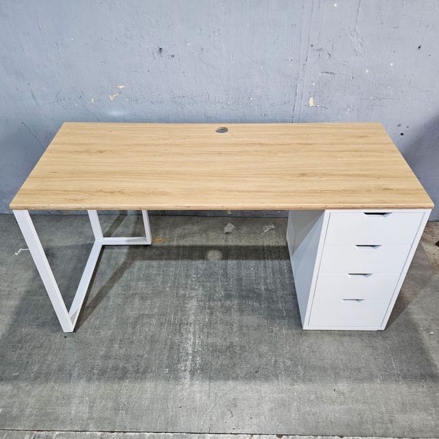 Bàn làm việc có tủ 140x60cm gỗ plywood kết hợp gỗ cao su BD68171