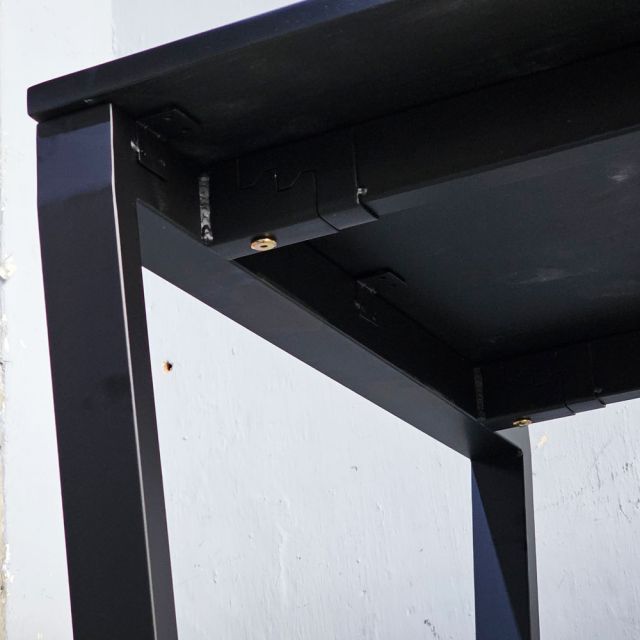 Bàn chữ L 140x150cm gỗ cao su hệ Trapez HBTC053