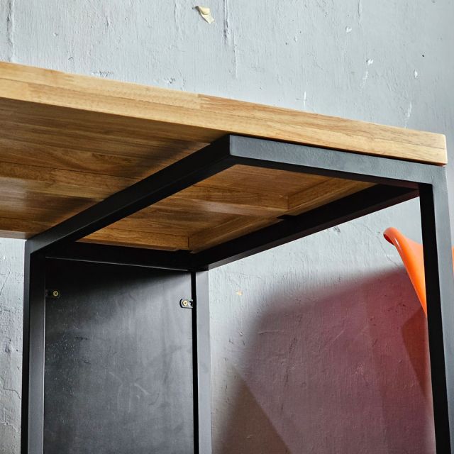 Bàn máy tính 180x60cm gỗ cao su chạy viền dày 34mm CD68044