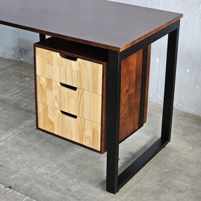 Bàn làm việc có ngăn tủ 160x60cm gỗ cao su chân sắt Hệ Rectang HBRT128