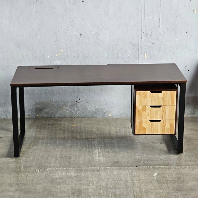 Bàn làm việc có ngăn tủ 160x60cm gỗ cao su chân sắt Hệ Rectang HBRT128