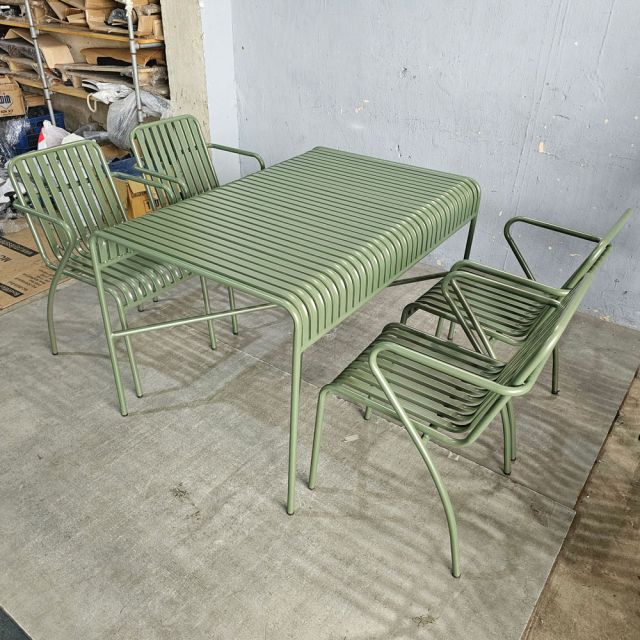 Combo bàn ghế ngoài trời sắt sơn tĩnh điện CBNT021