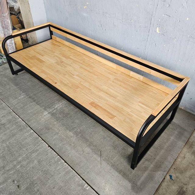 Ghế băng dài 190x70cm gỗ cao su GBD073