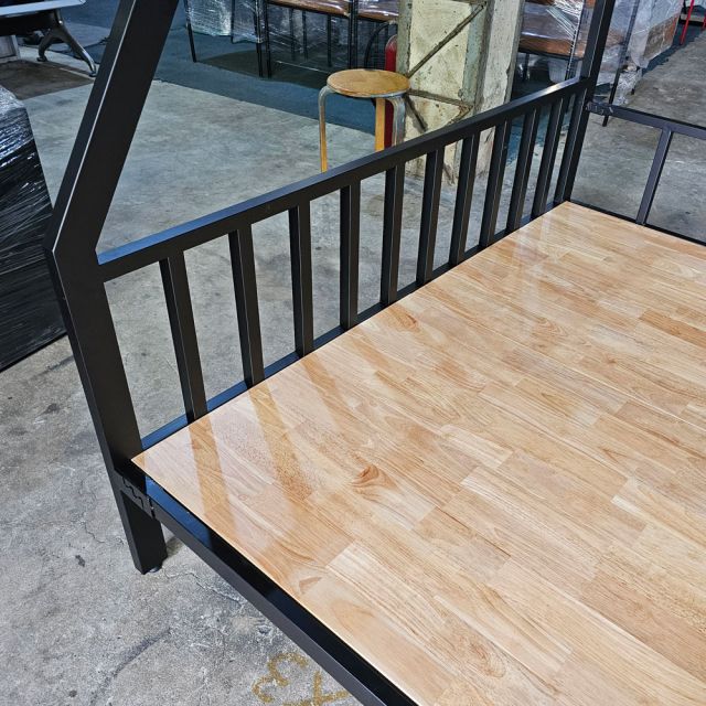 Giường tầng BAYA 160x200x160cm gỗ cao su khung sắt lắp ráp GT003