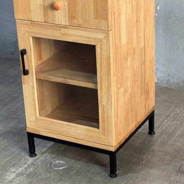 Tủ bên hông tủ lạnh gỗ cao su TBTL001
