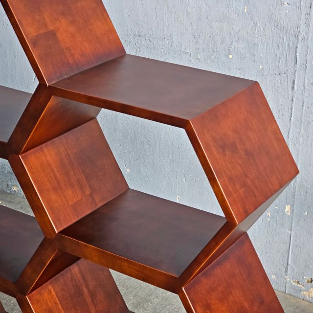 Kích thước kệ tổ ong lẻ