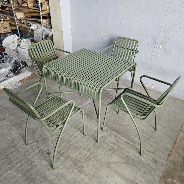 Combo bộ bàn ghế cà phê khung sắt ngoài trời CBCF355