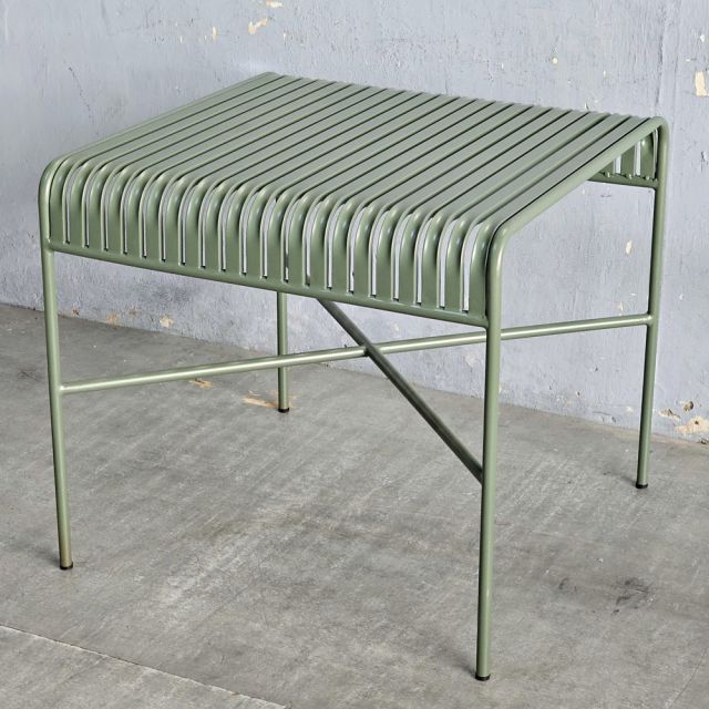 Bàn vuông ngoài trời 80x80cm sắt sơn tĩnh điện BNT012