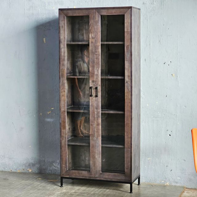 Tủ kính phòng khách 80x35x195cm gỗ cao su KTB68201