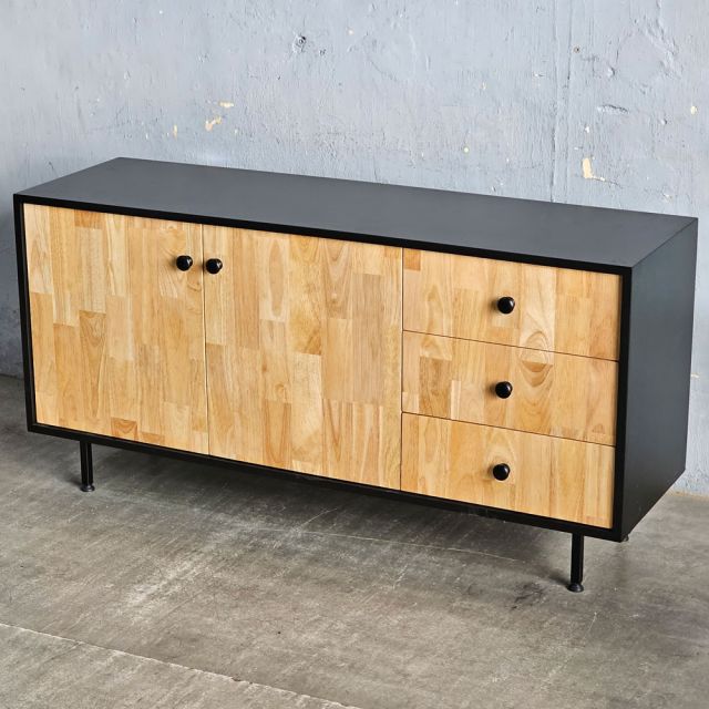 Tủ trang trí 140x42x70cm gỗ cao su KTB68250
