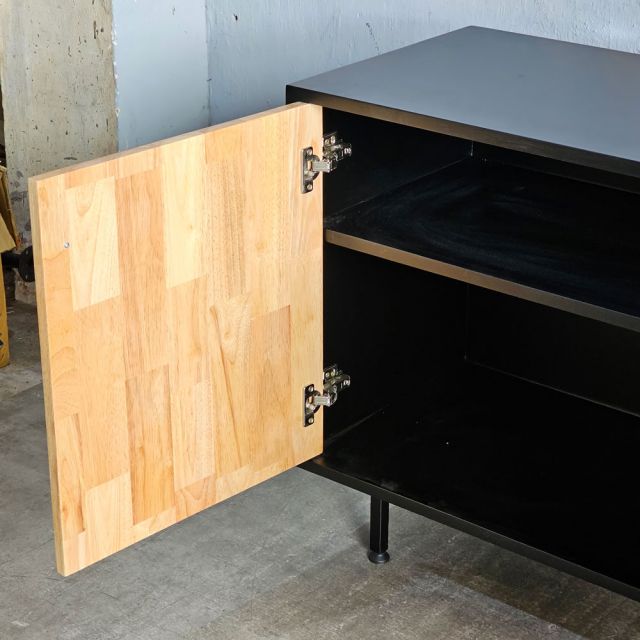 Tủ trang trí 140x42x70cm gỗ cao su KTB68250