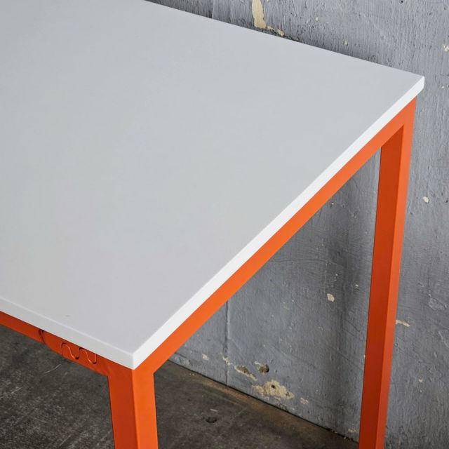 Bàn làm việc 140x70cm gỗ plywood chân sắt Hệ Minimal HBMN050