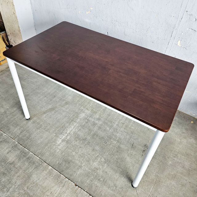 Bàn làm việc 120x70cm gỗ cao su hệ OMA HBOM015