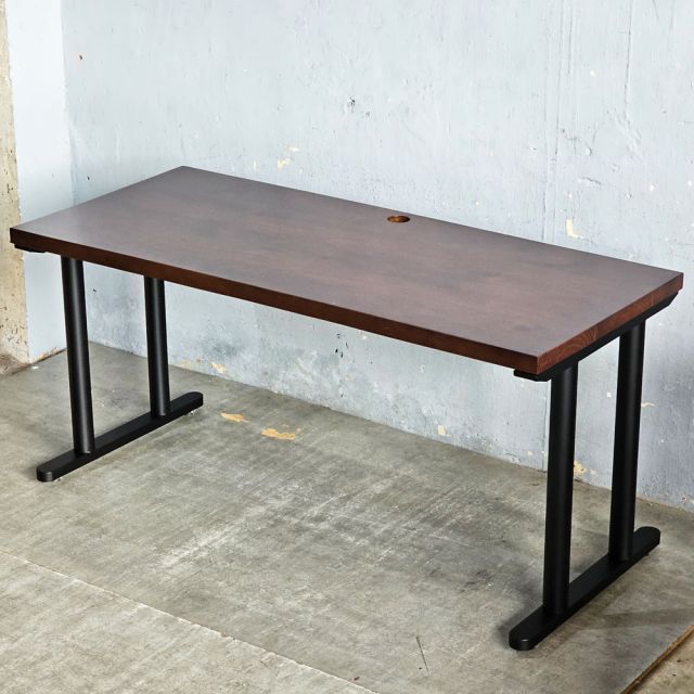 Bàn làm việc 160x70cm gỗ thông hệ TIO HBTO051